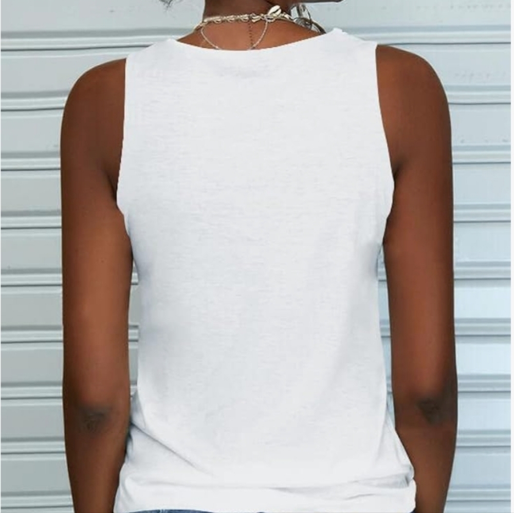 Women's Lace Tank Top - Picture 2 of 8